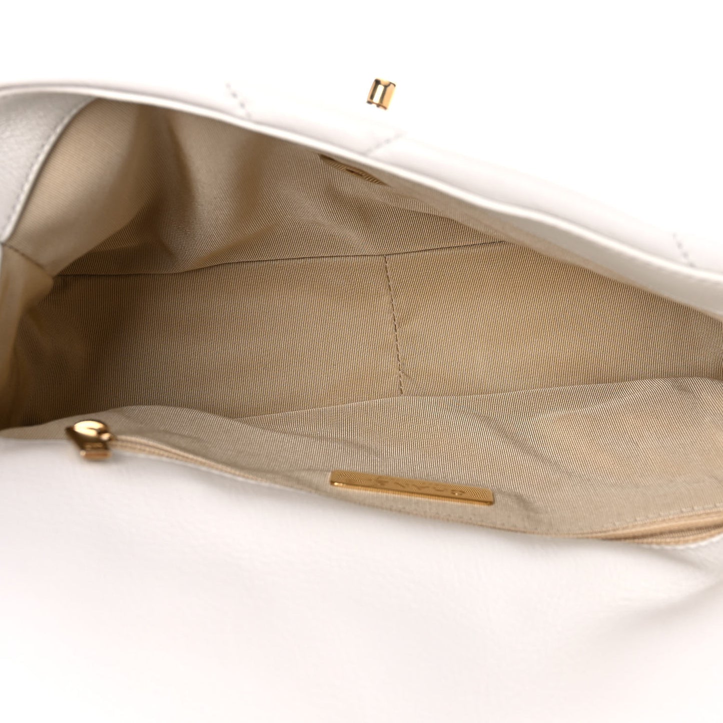 Goatskin Quilted Medium Chanel 19 Flap White