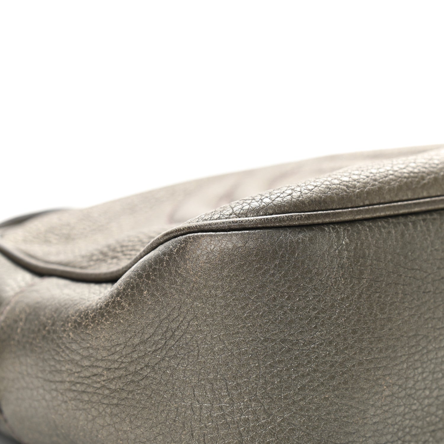 Gucci Metallic Pebbled Calfskin Small Soho Disco Bag Sasso 11 of 20