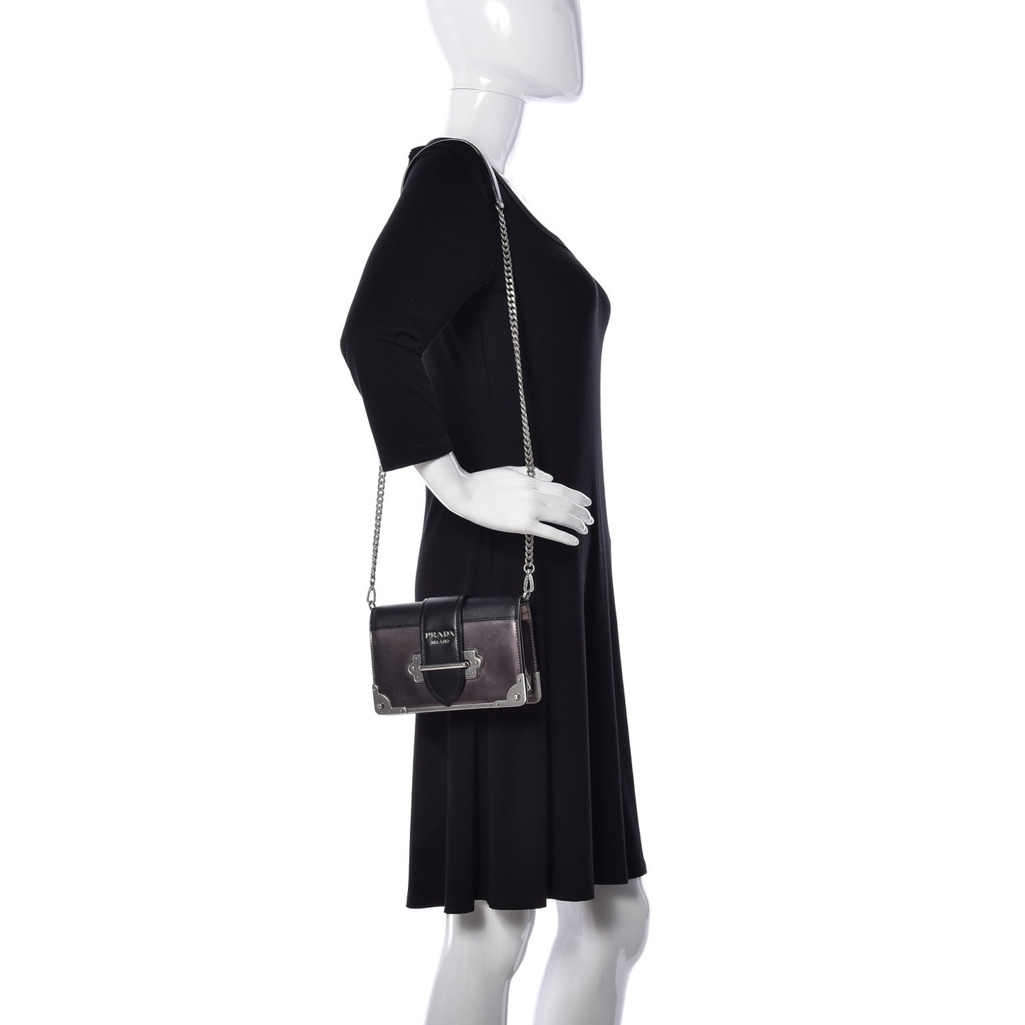 Metallic Vitello Saffiano Cahier Bag Ferro Black