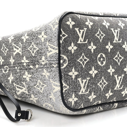 Louis Vuitton Denim Monogram Jacquard Neverfull MM Grey 8 of 9