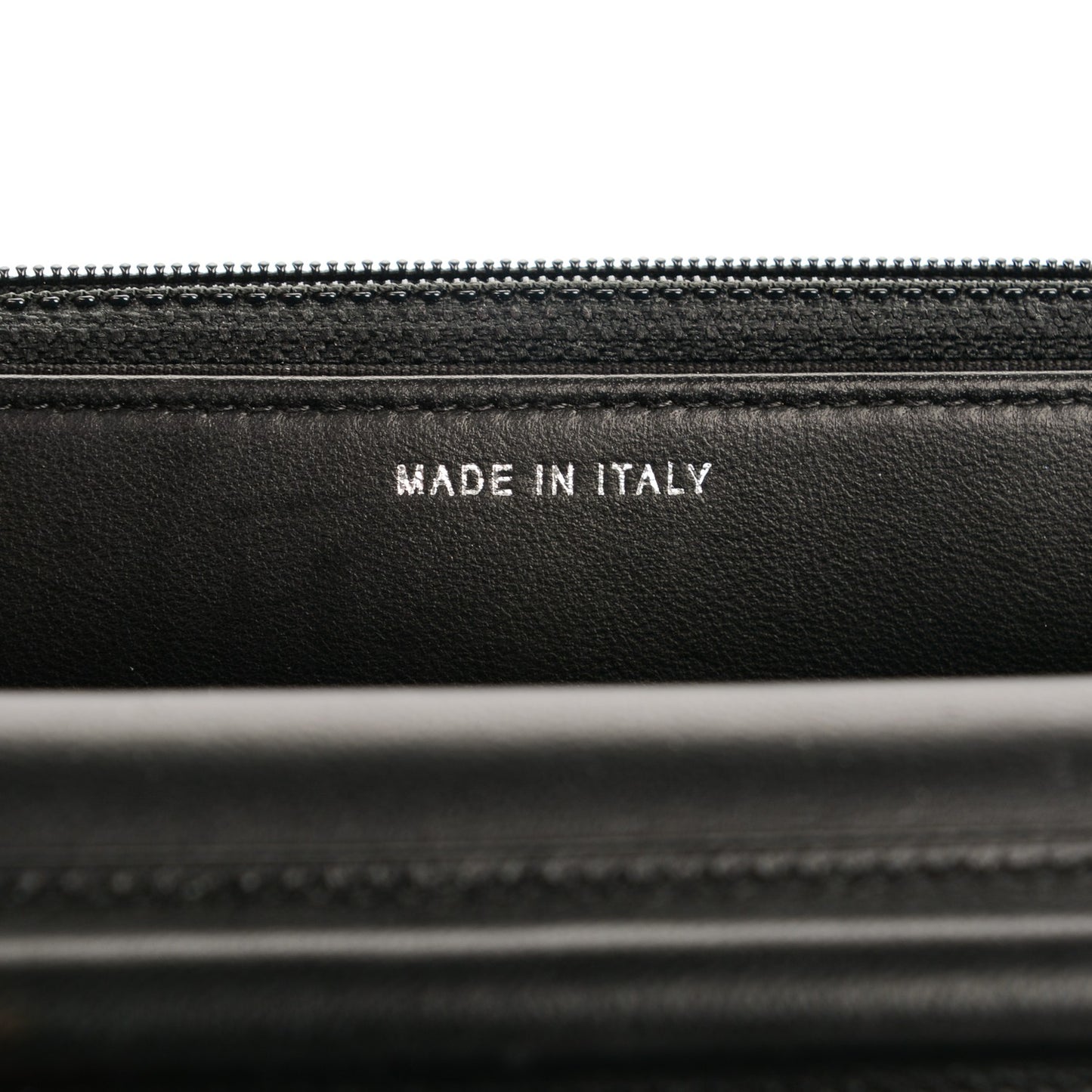 Calfskin Chevron Wallet On Chain WOC So Black