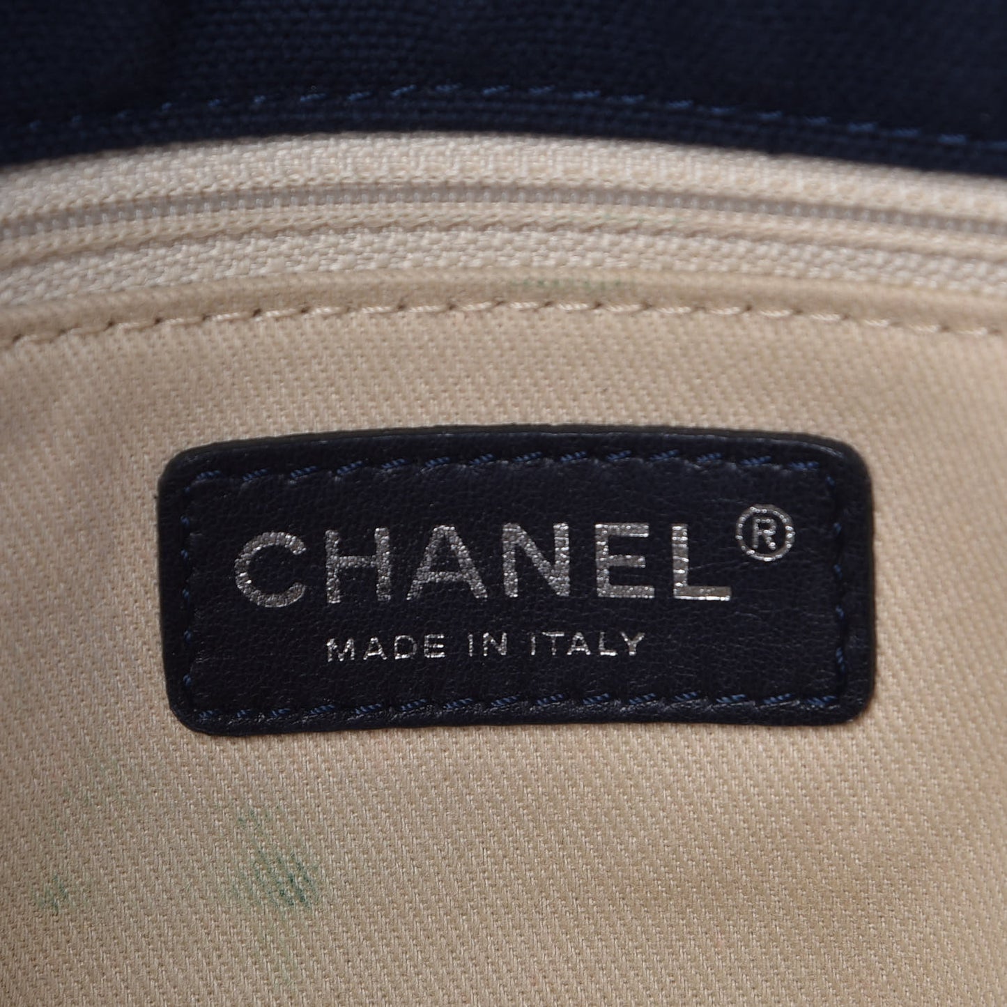 Canvas Le Train Medium Flap