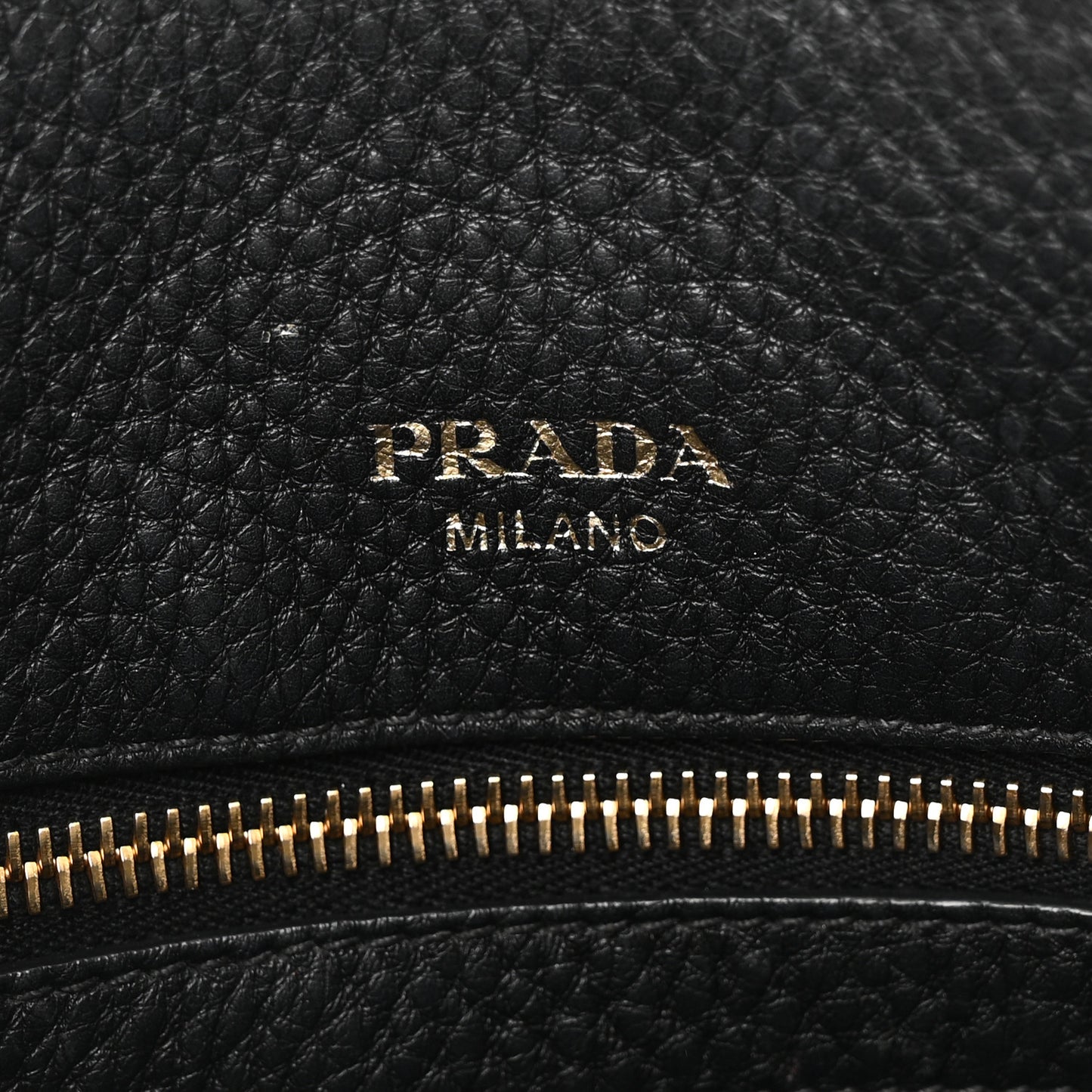 Vitello Daino Boxy Tote Black