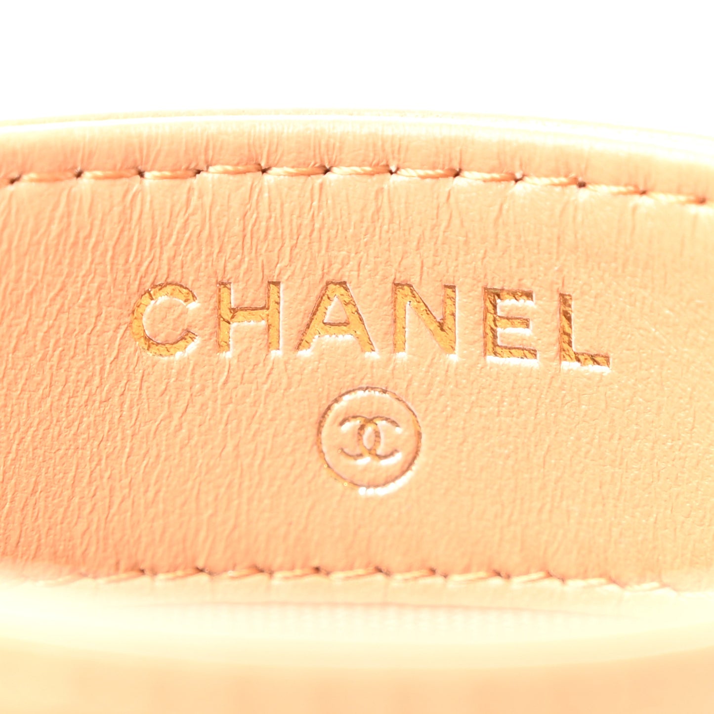 Lambskin Quilted Chanel 19 Card Holder Brown