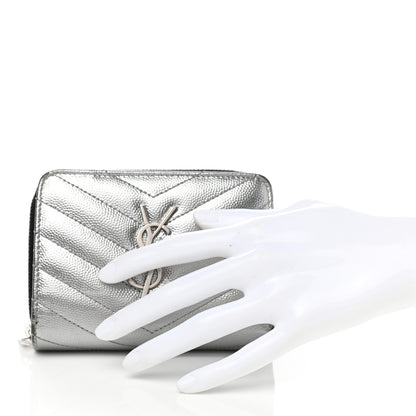 Saint Laurent Metallic Grain De Poudre Matelasse Chevron Monogram Compact Zip Around Wallet Silver 2 of 8