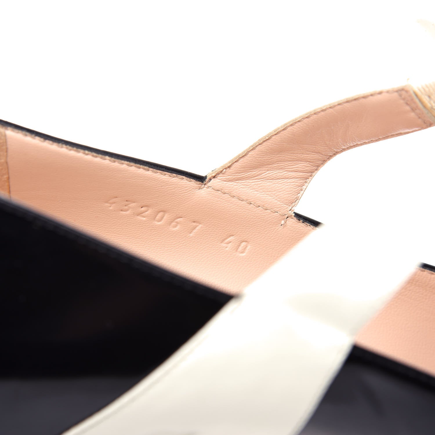 Gucci Polished Calfskin Nimue Bow Mary Jane Pumps 40 Black White 10 of 10