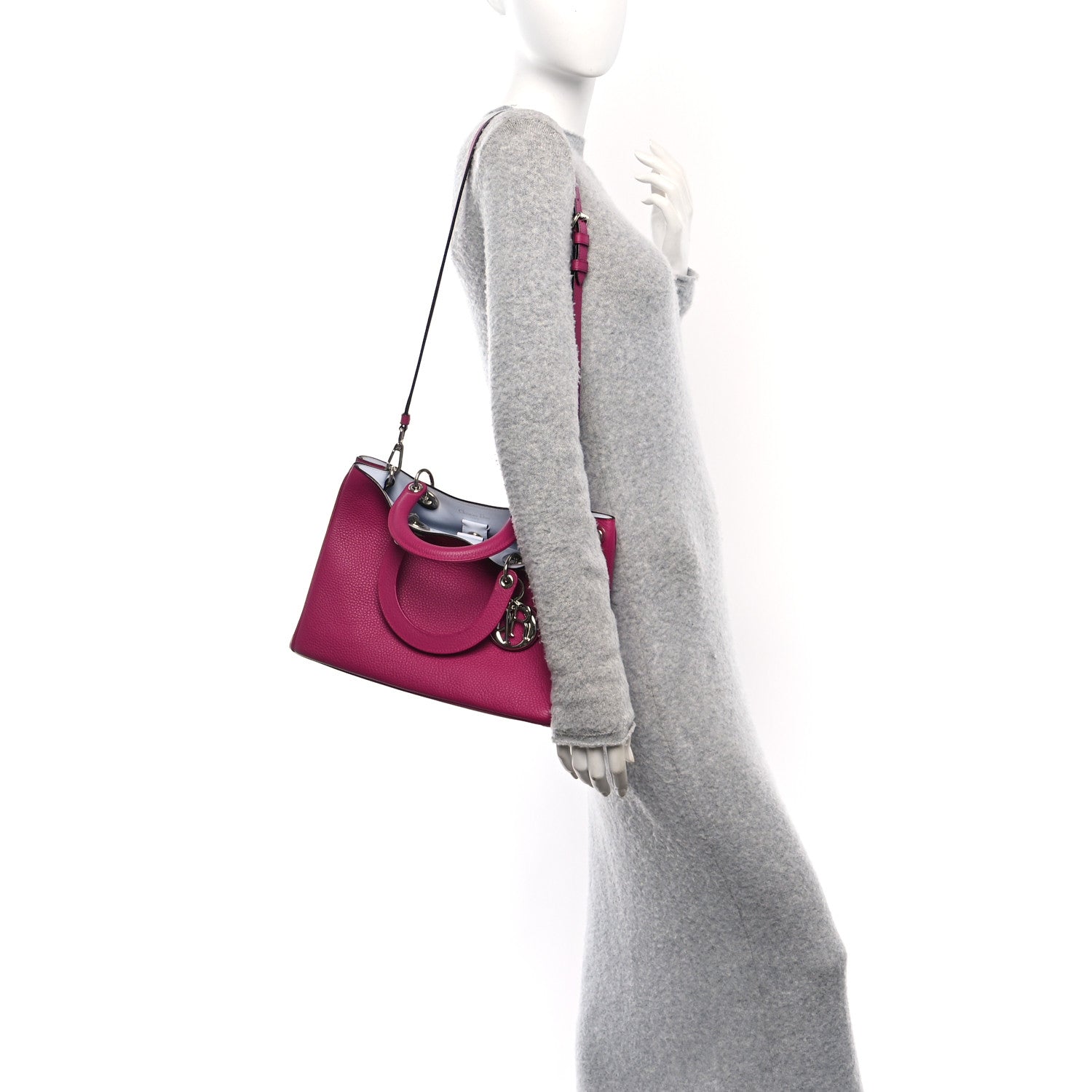 Christian dior ショッキング　ピンク　クッション ディオールスキン フォーエヴァー クッション ケース ショッキング