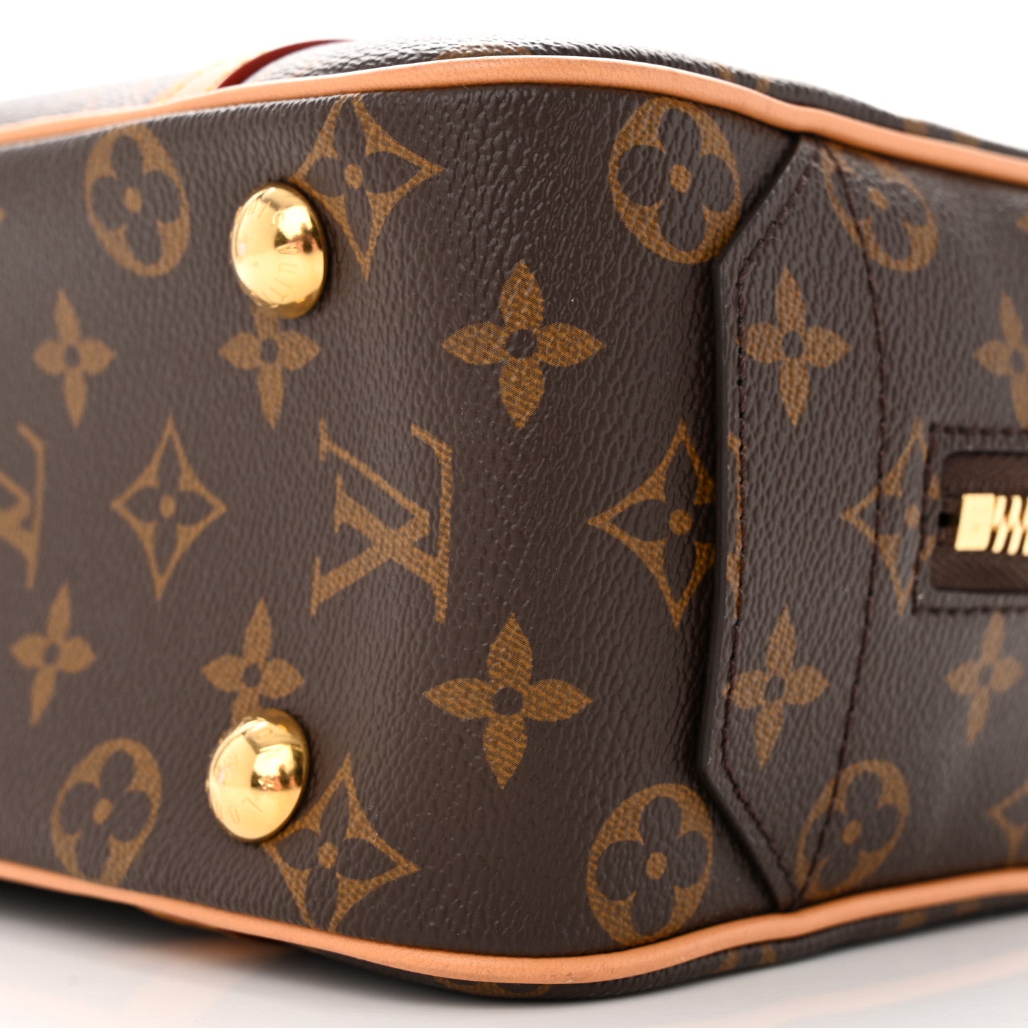Louis Vuitton Monogram Cite 9 of 10