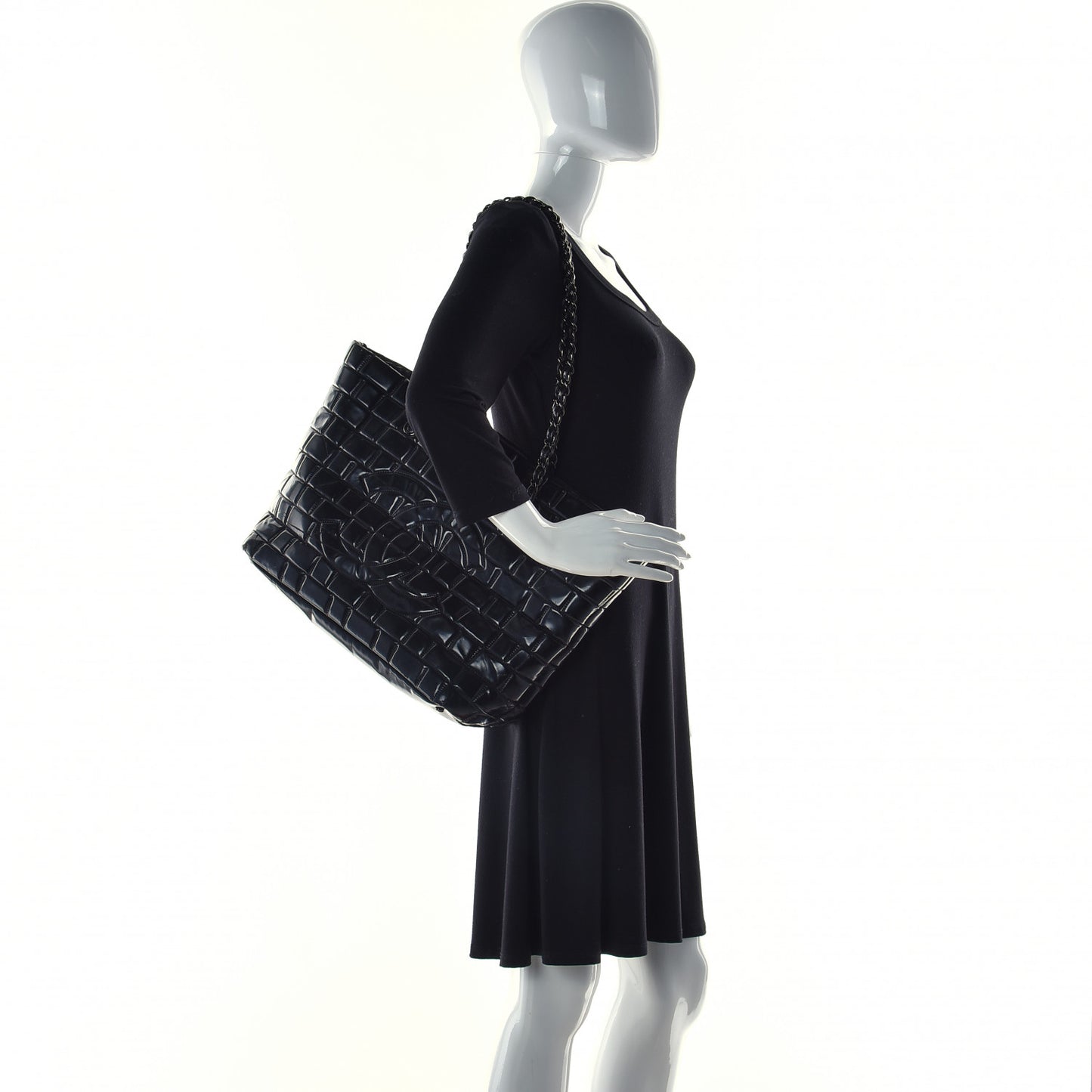 Vinyl Quilted Frozen Shopping Tote Black