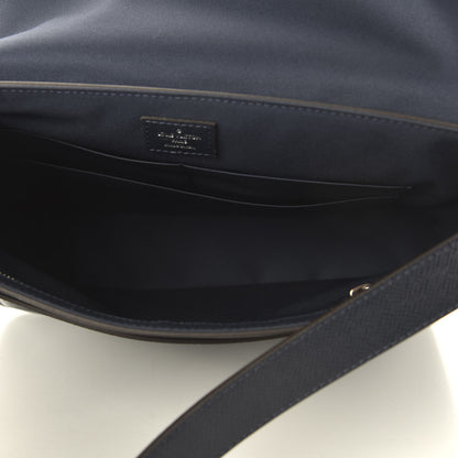 Louis Vuitton Taiga Roman MM Bleu Marine 5 of 9