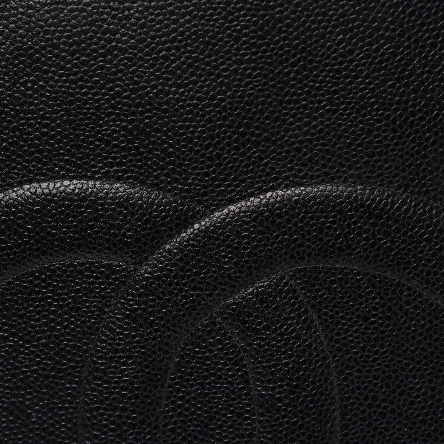 Caviar CC Tote Black