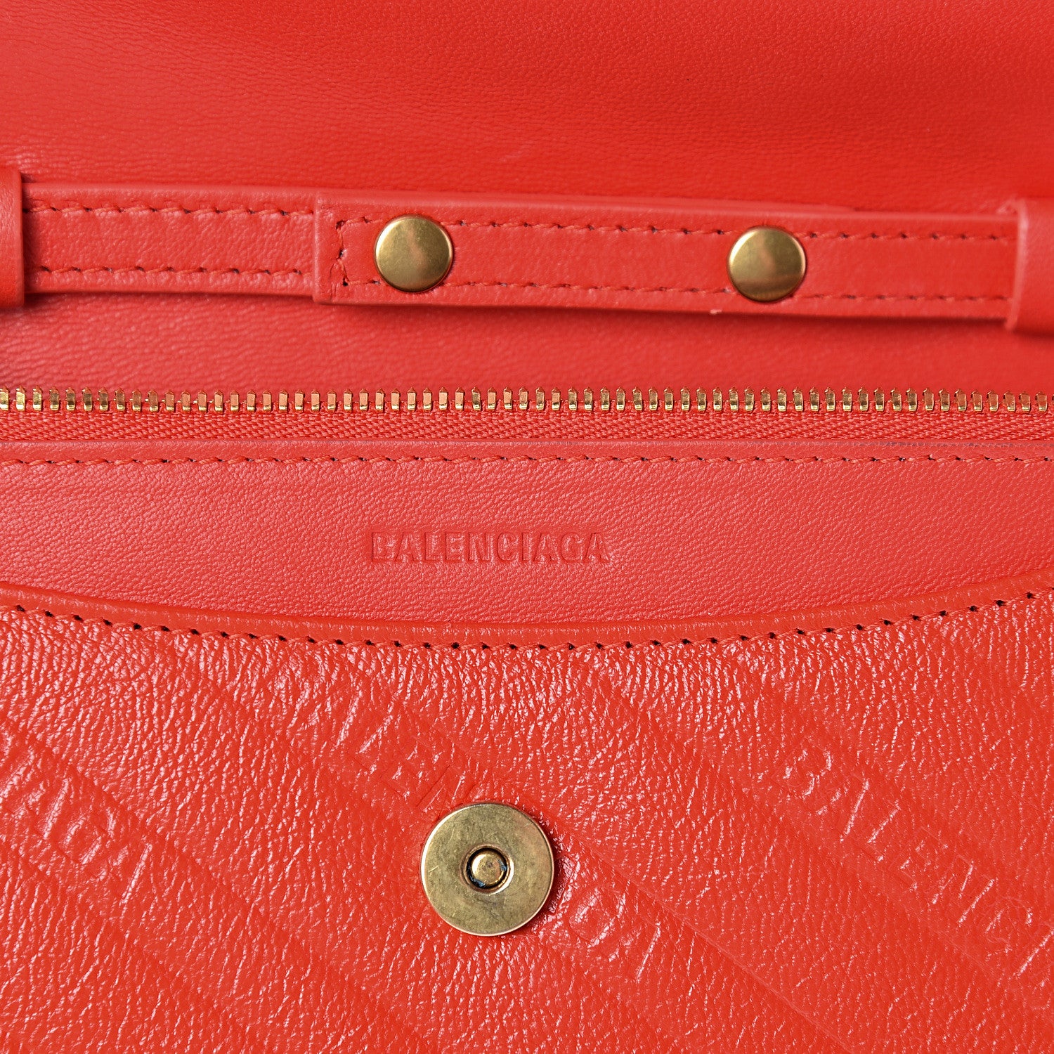 Balenciaga Shiny Goatskin Logo Embossed BB Wallet On Chain Vivid Red 6 of 11
