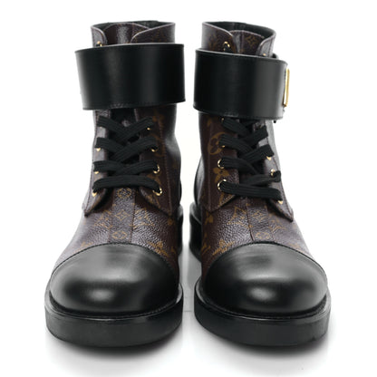Louis Vuitton Calfskin Monogram Wonderland Flat Ranger Boots 39 Black 2 of 8