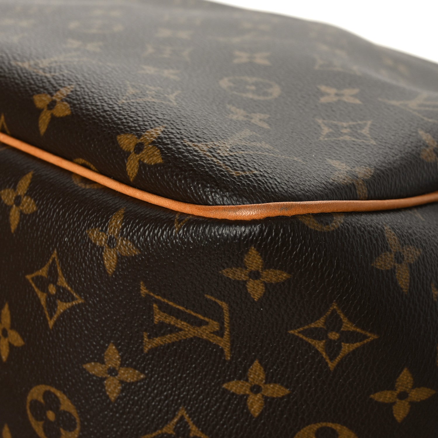 Louis Vuitton Monogram Evasion Sports Bag 10 of 10