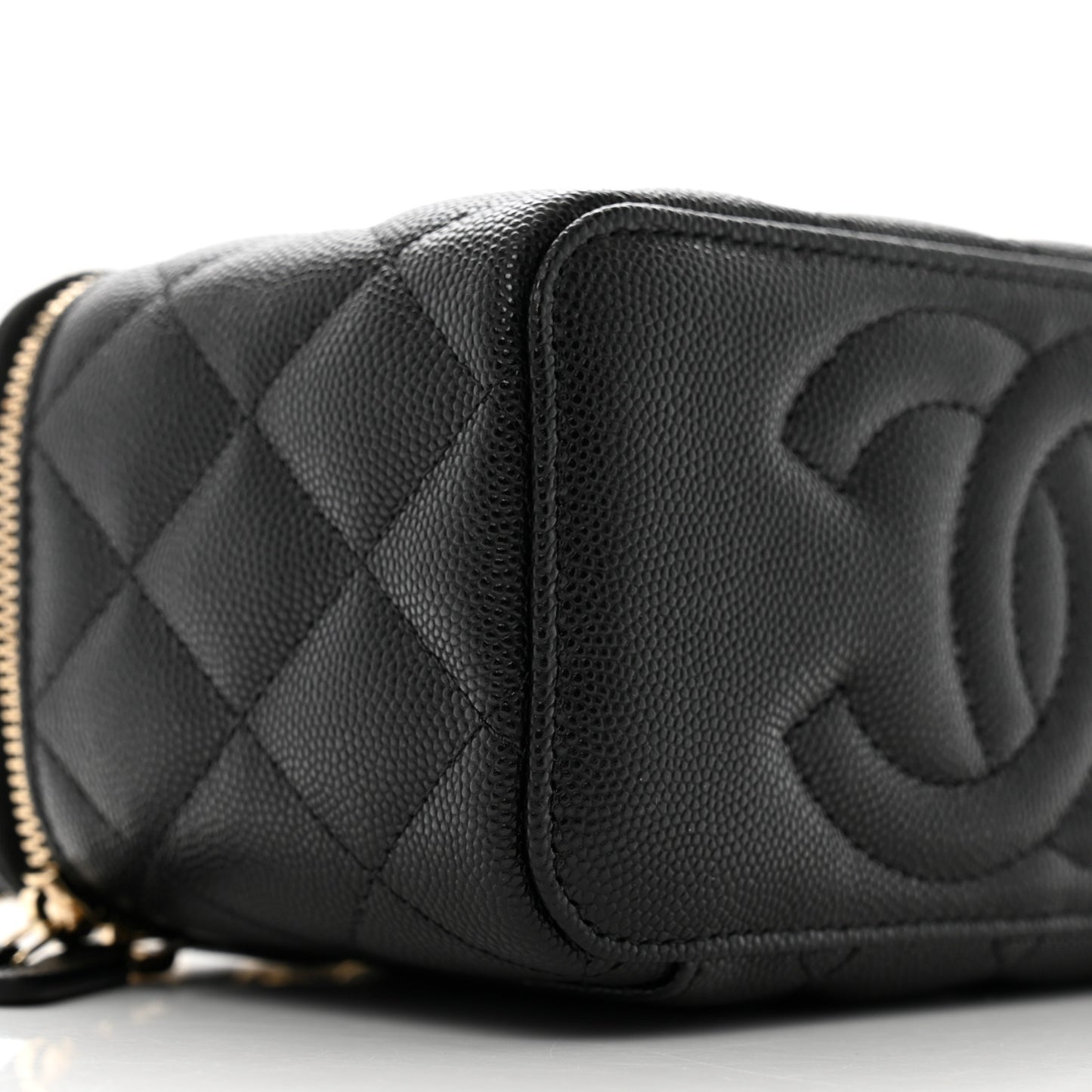 Caviar Quilted Small Vanity Case With Chain Black