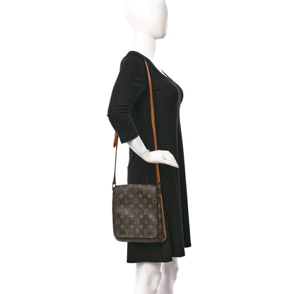 Louis Vuitton Monogram Musette Salsa Long Strap 2 of 8
