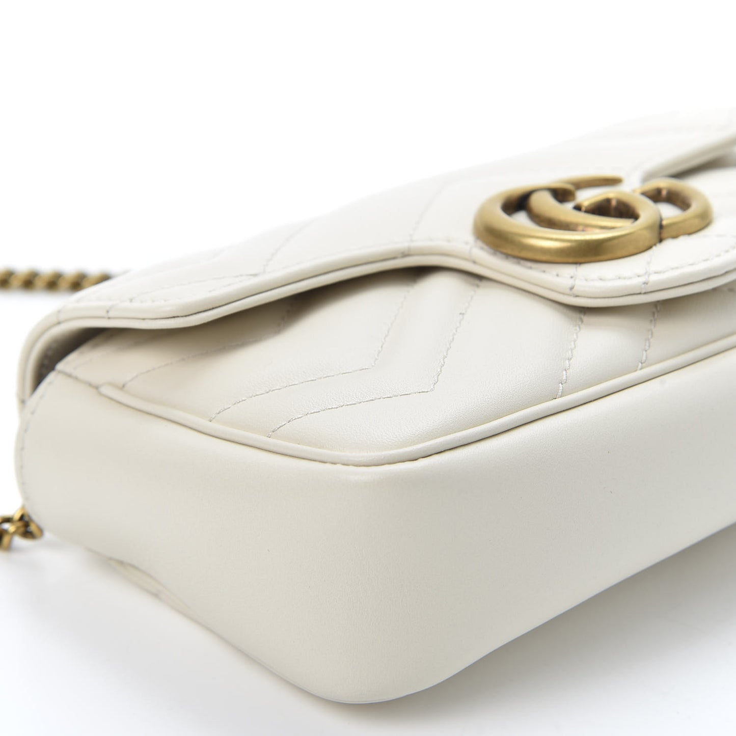 Calfskin Matelasse Super Mini GG Marmont Shoulder Bag White