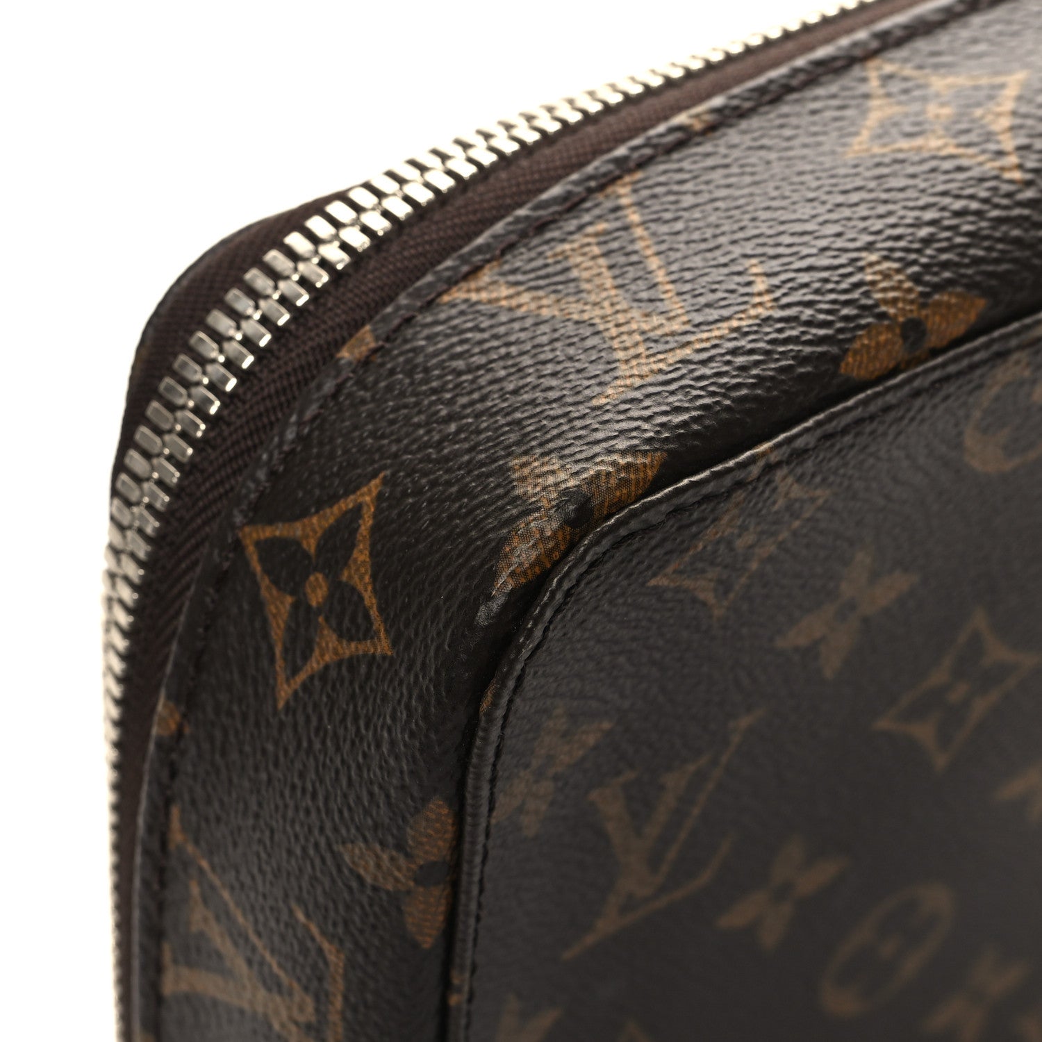 Louis Vuitton Monogram Horizon Accessories Pouch 8 of 11