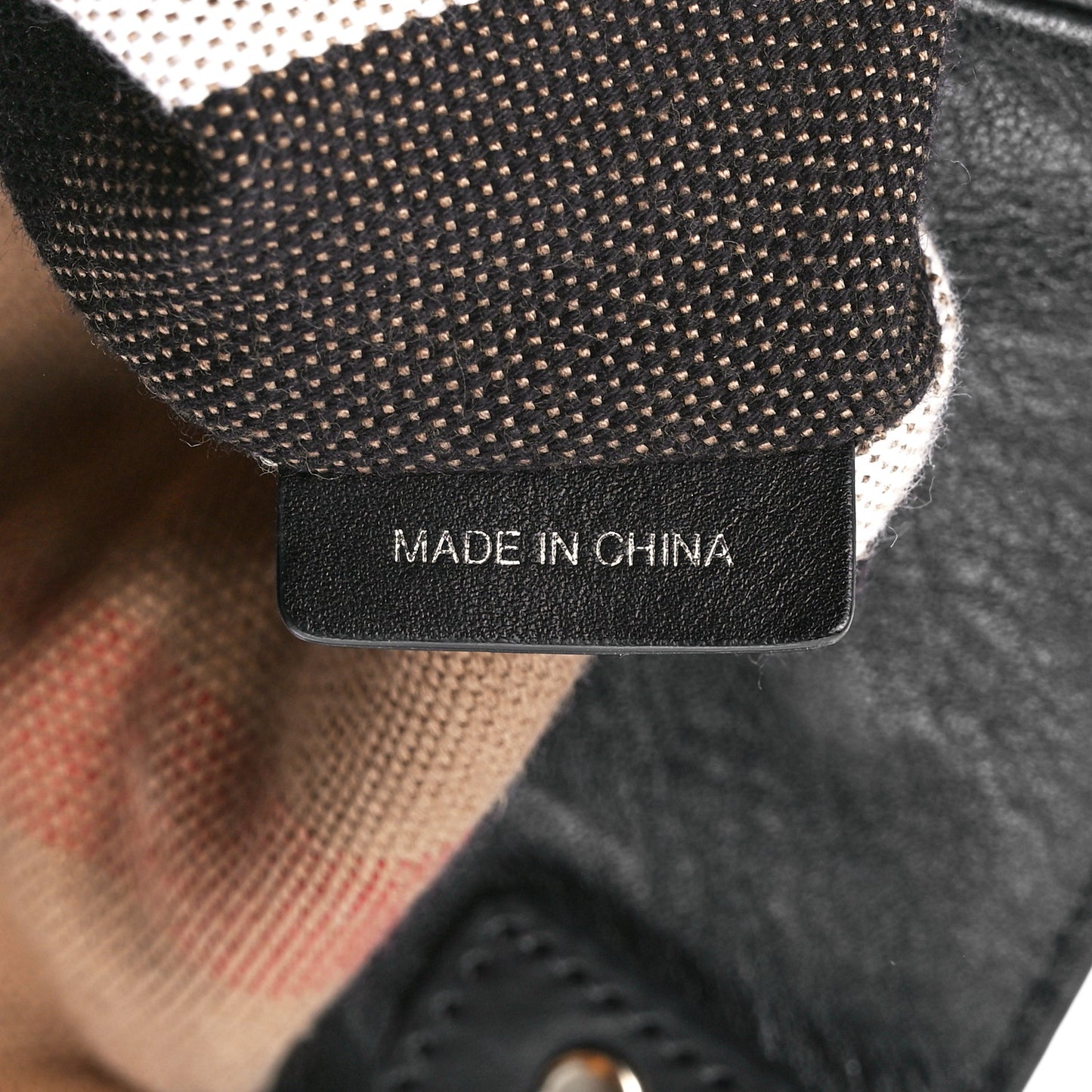 Grainy Calfskin House Check Medium Maidstone Black