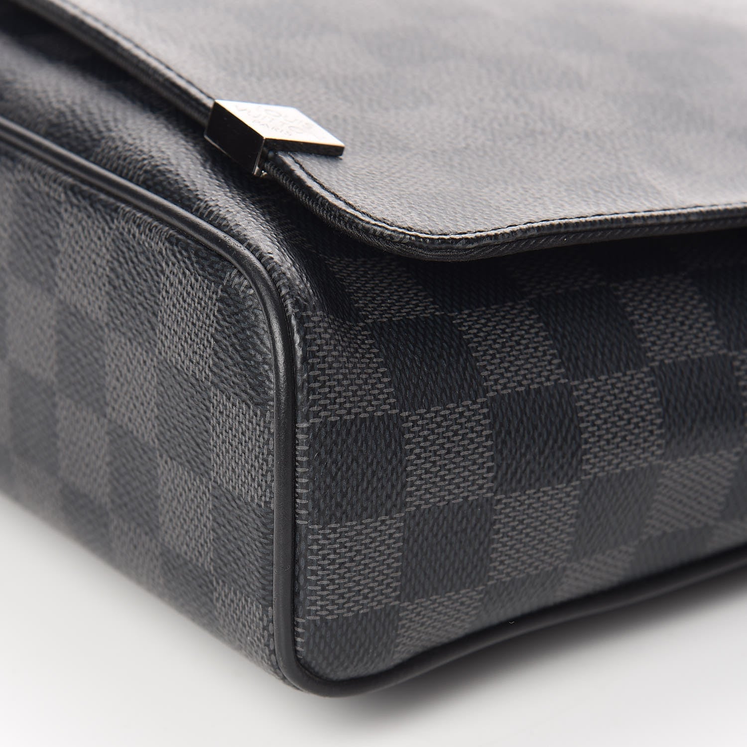 Louis Vuitton Damier Graphite District PM 6 of 10
