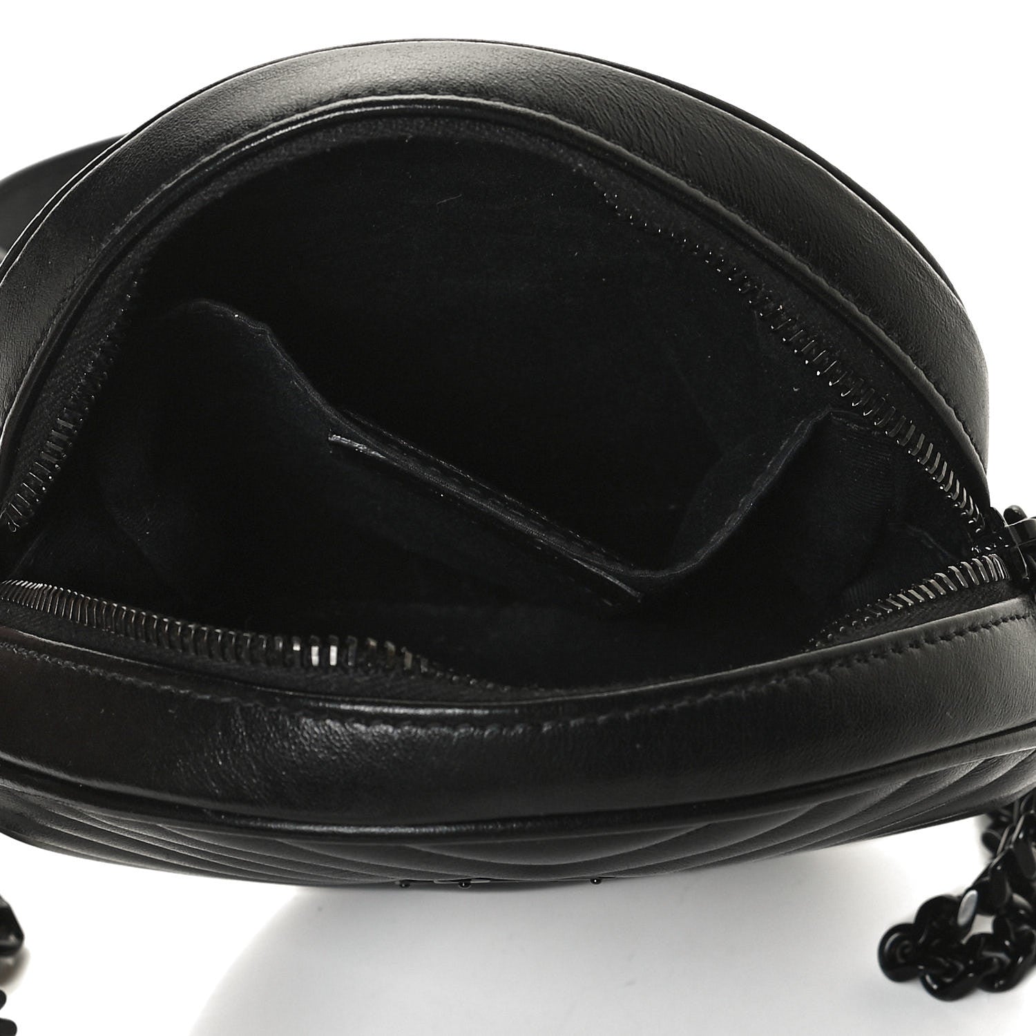 Saint Laurent Calfskin Matelasse Chevron Round Vinyle Camera Bag Black 4 of 13