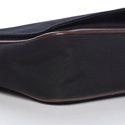 Louis Vuitton Damier Geant Messenger Bag Black 19 of 22
