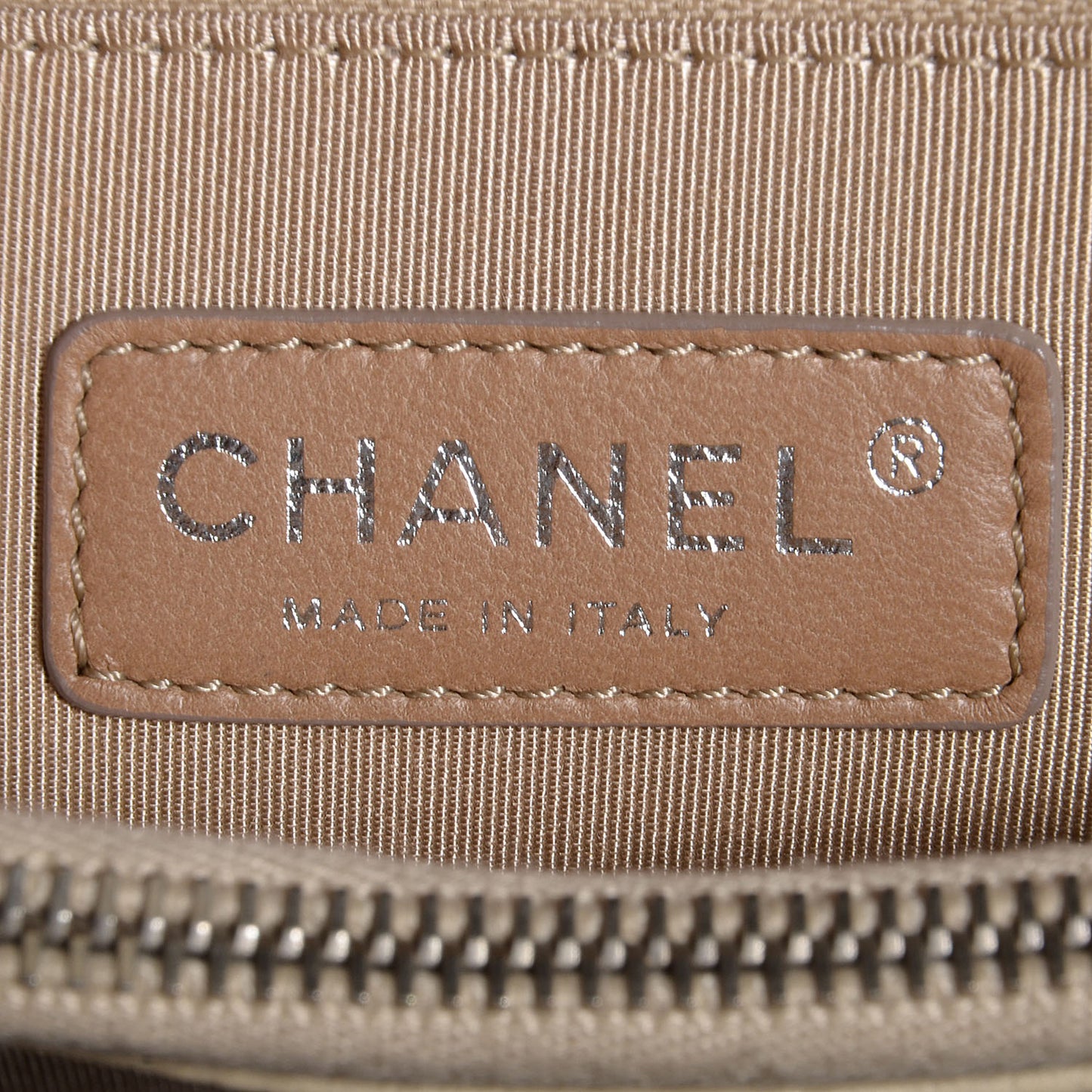 Caviar Quilted Grand Shopping Tote GST Beige Clair