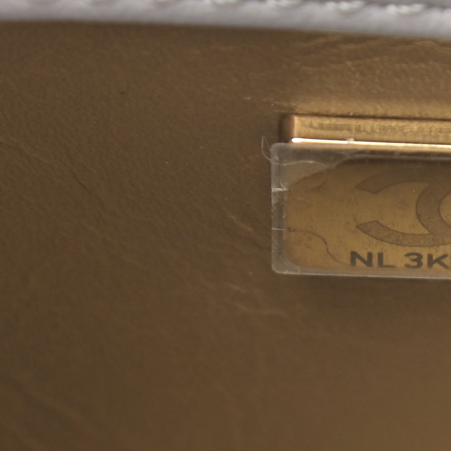 Lambskin Quilted Mini Pearl Crush Flap Light Grey