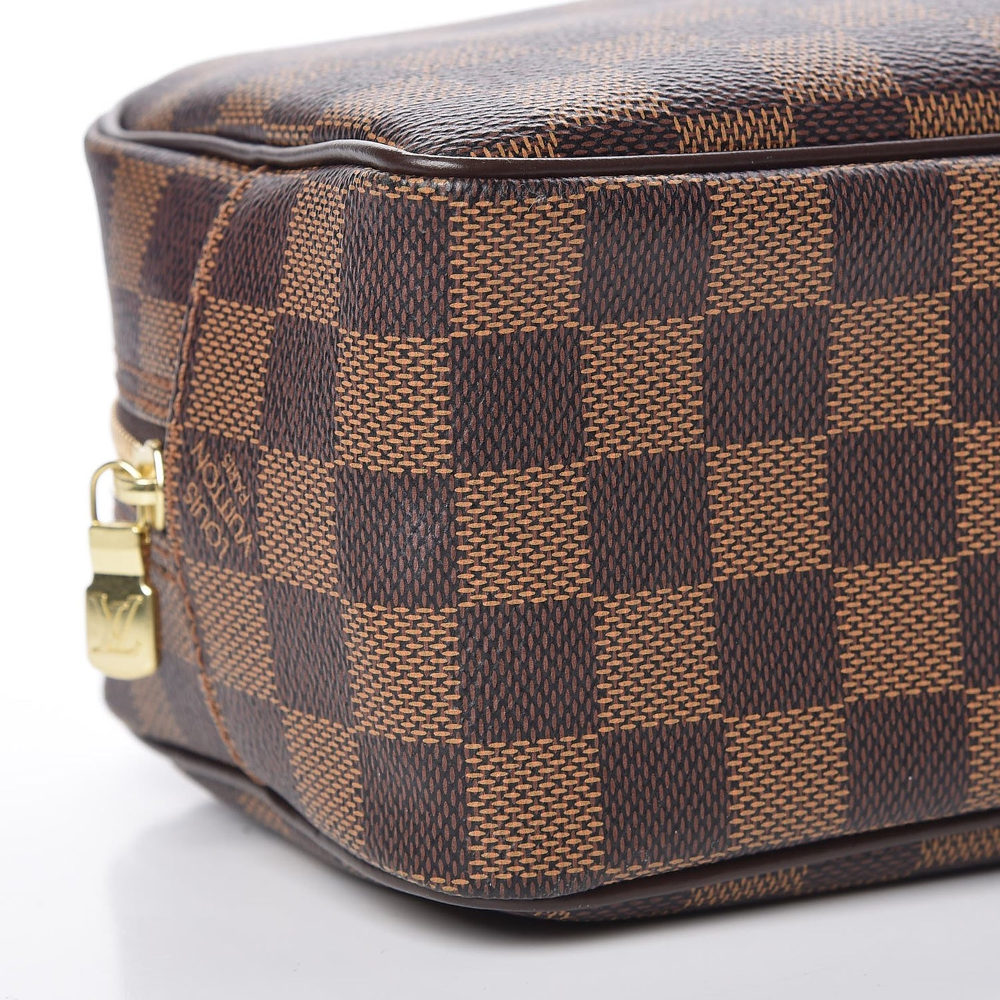 Damier Ebene Toiletry Bag 25