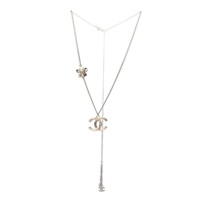 Chanel CC Flower Pendant Necklace Gold 2 of 4