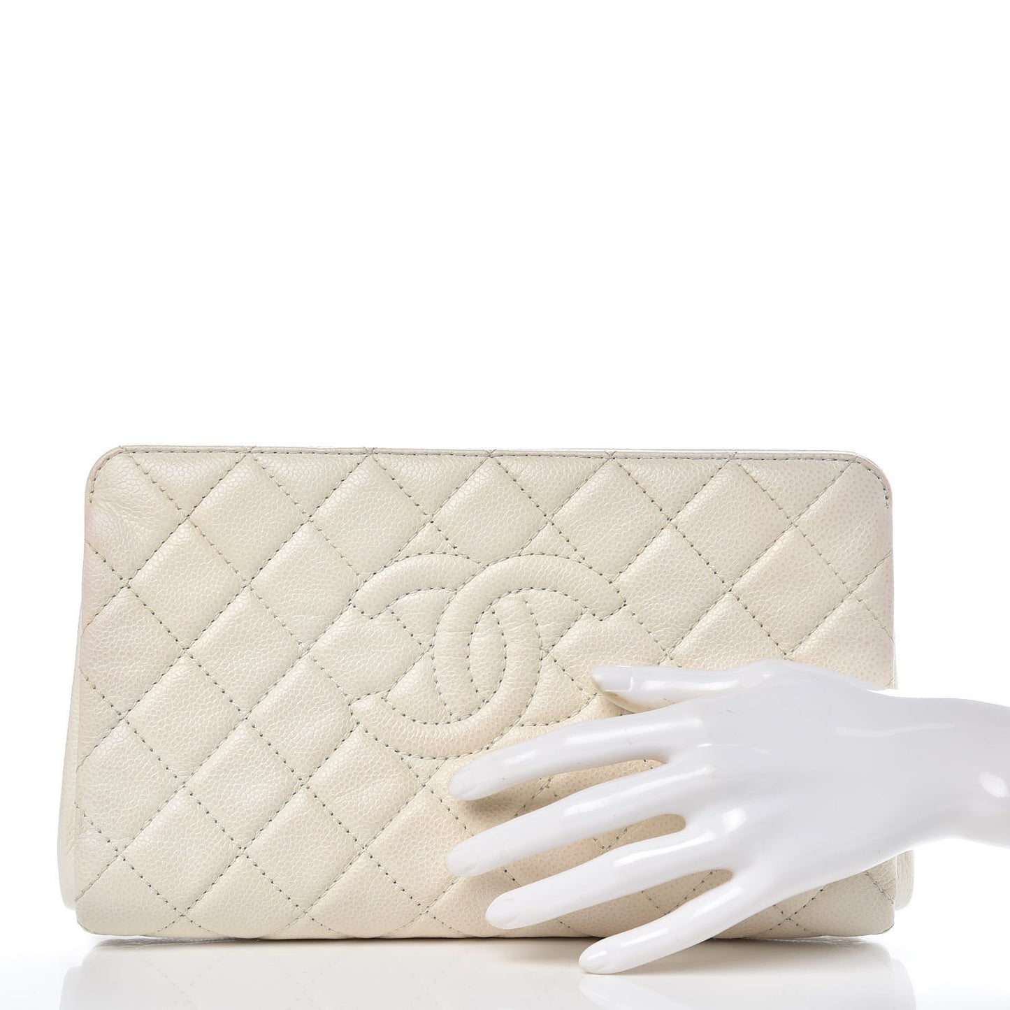 Caviar Quilted CC Large Clutch Ivory
