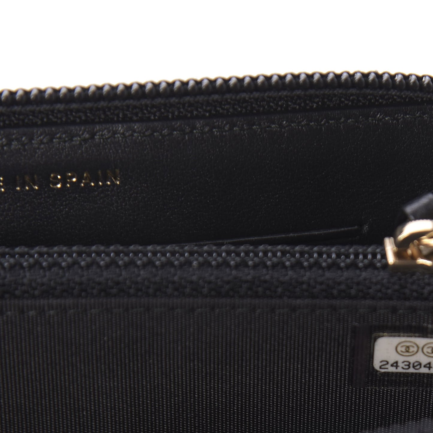 Caviar Quilted Small Boy Zip Around Wallet Black