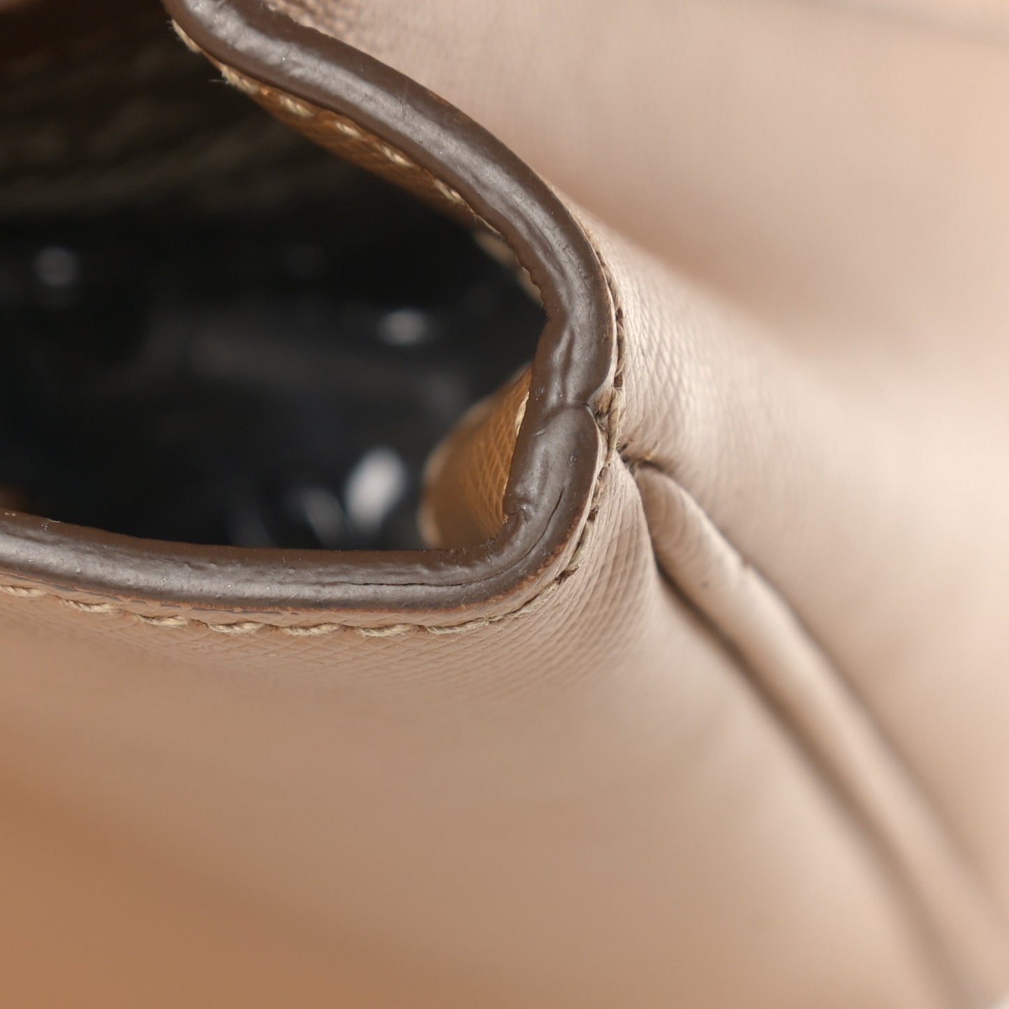 Saffiano Lux Small Tote Caramel