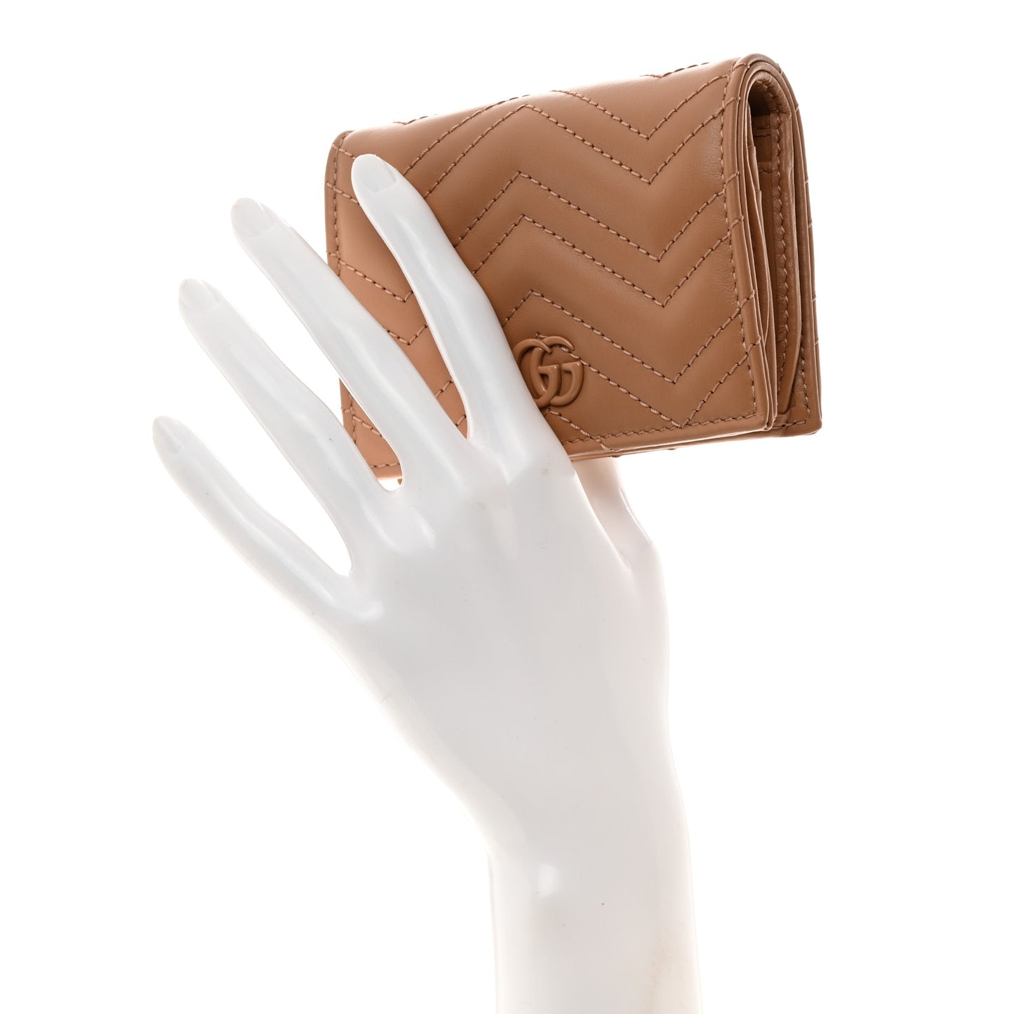 Calfskin Matelasse Monochrome GG Marmont Card Case Wallet Camelia