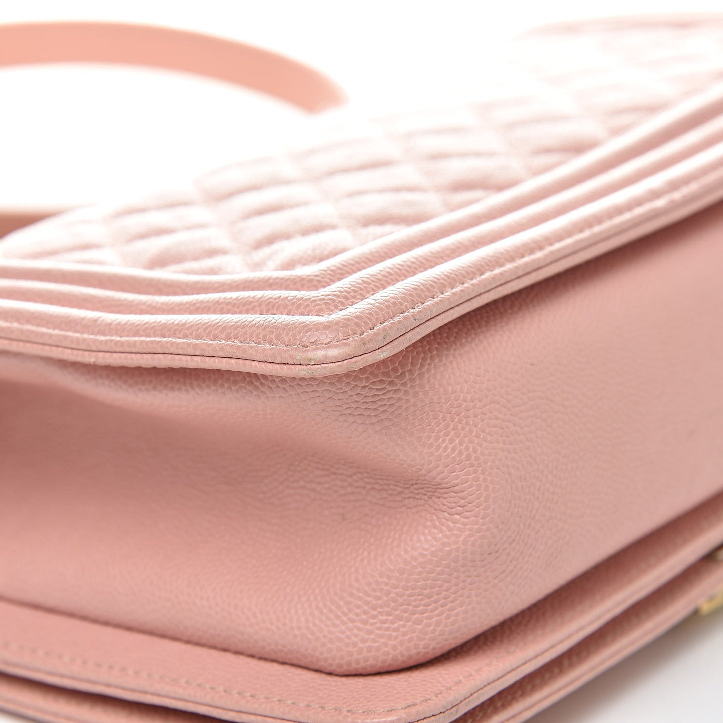Caviar Quilted Medium Boy Flap Pink