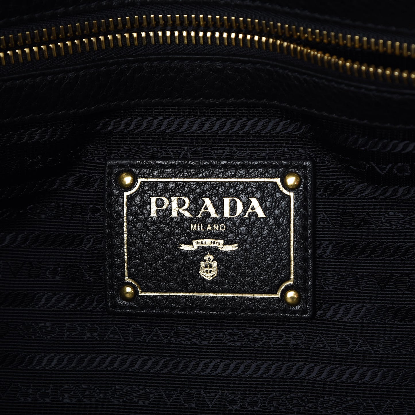 Vitello Daino Tote Black