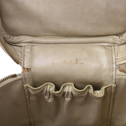 Chanel Caviar Cosmetic Vanity Bag Ivory 8 of 12