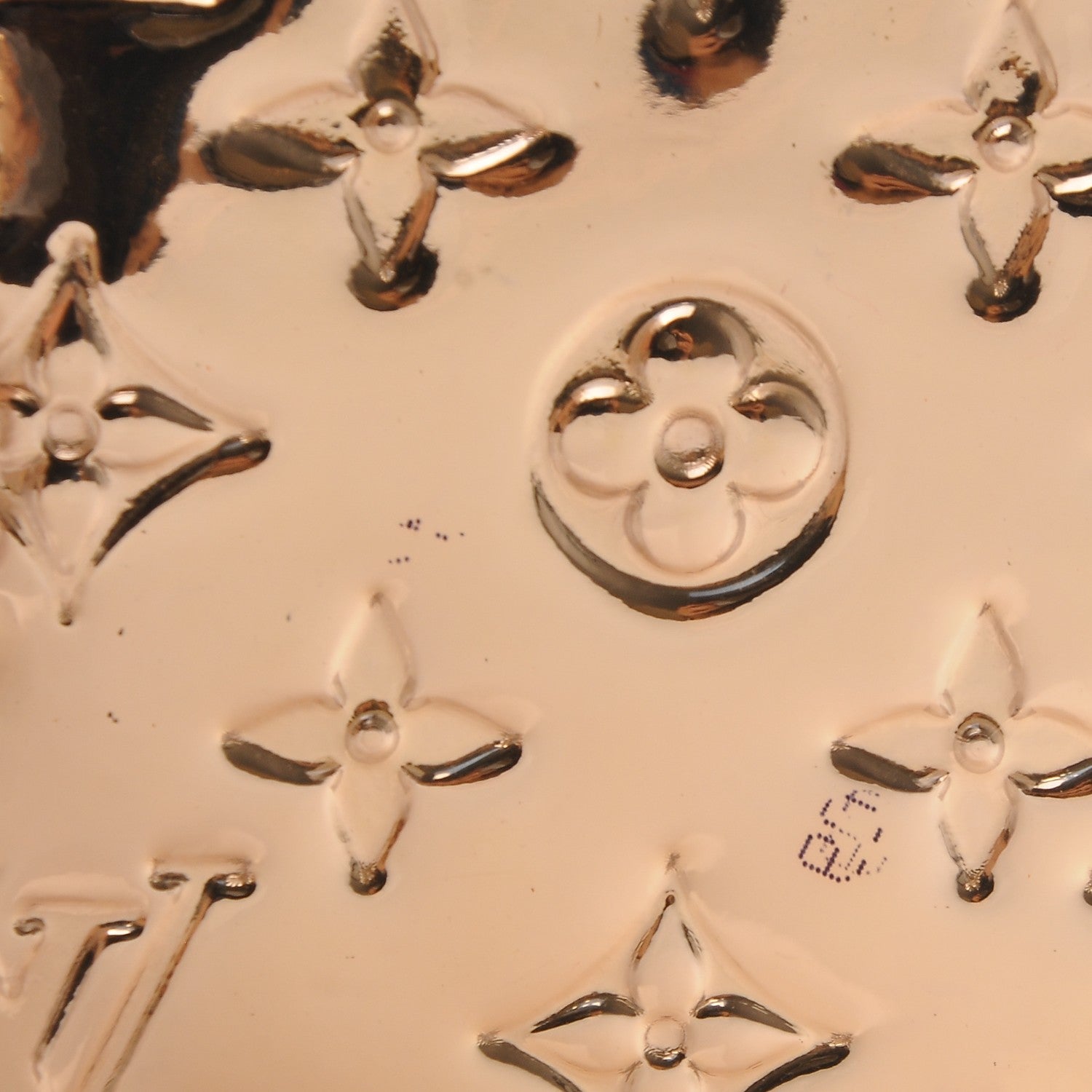 Louis Vuitton Monogram Miroir Small Ring Agenda Gold 7 of 7