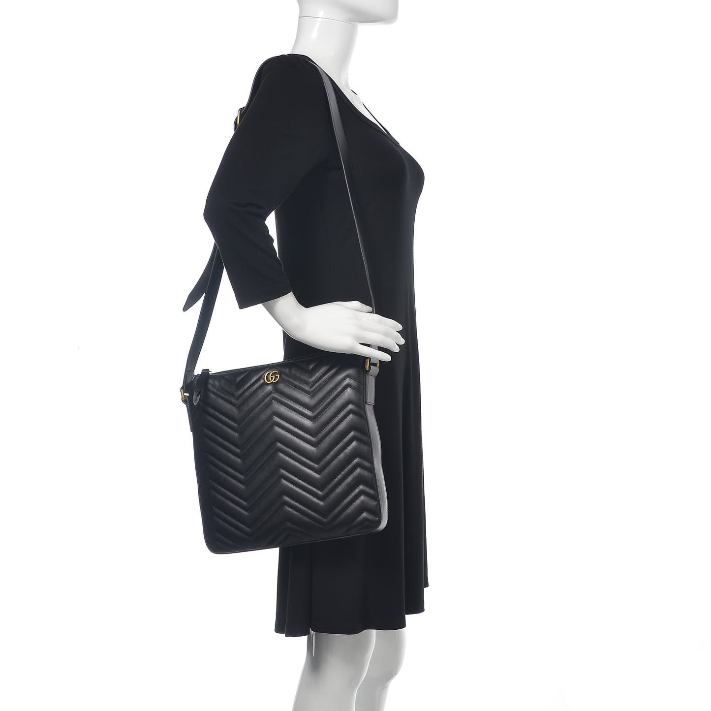 Calfskin Matelasse GG Marmont Flat Messenger Bag Black