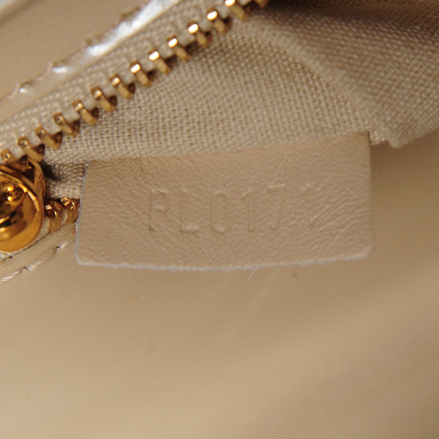 Louis Vuitton Patent Sobe Clutch Blanc Corail 7 of 7