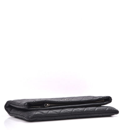 Chanel Caviar Quilted CC Beauty Clutch Black 4 of 9
