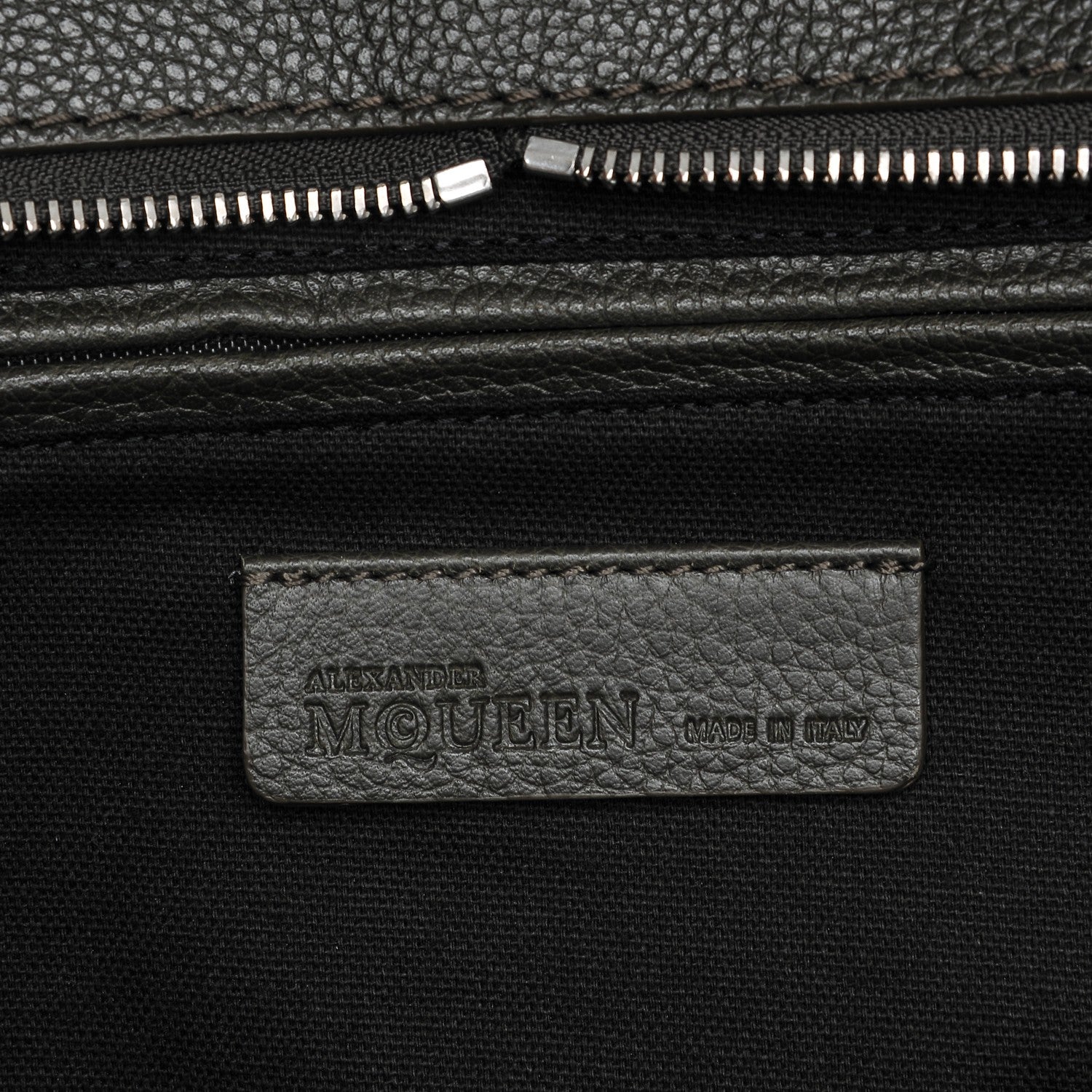 Alexander McQueen Pebbled Calfskin Large Skull Padlock Zip Around Tote Verde Militare 6 of 7
