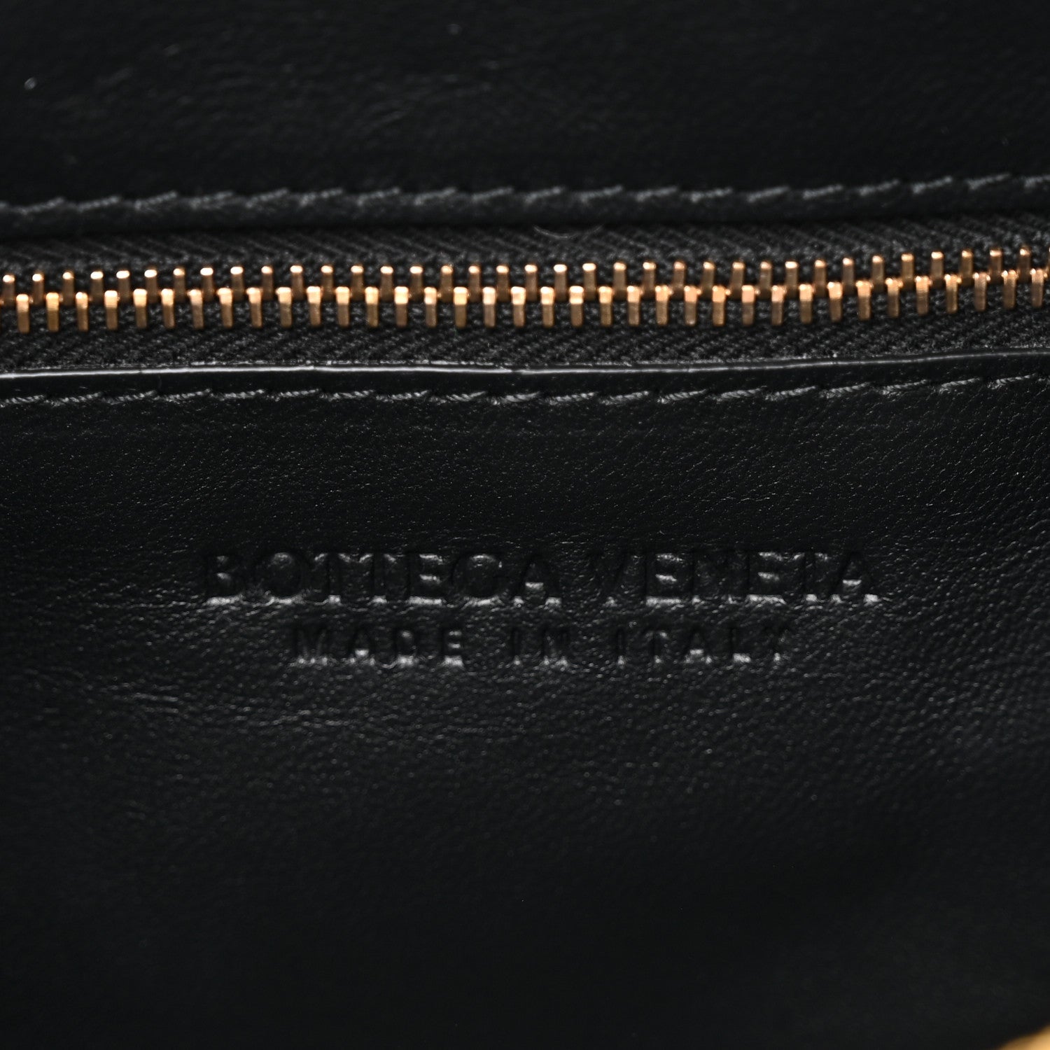 Bottega Veneta Lambskin Maxi Intrecciato Brick Cassette Bag Black 6 of 9