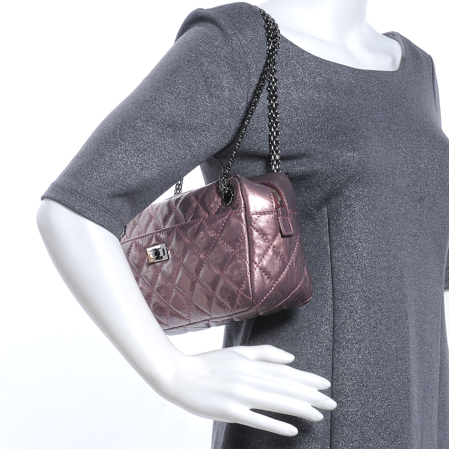 Chanel Metallic Aged Calfskin Quilted Medium Reissue Camera Case Pink 2 of 8