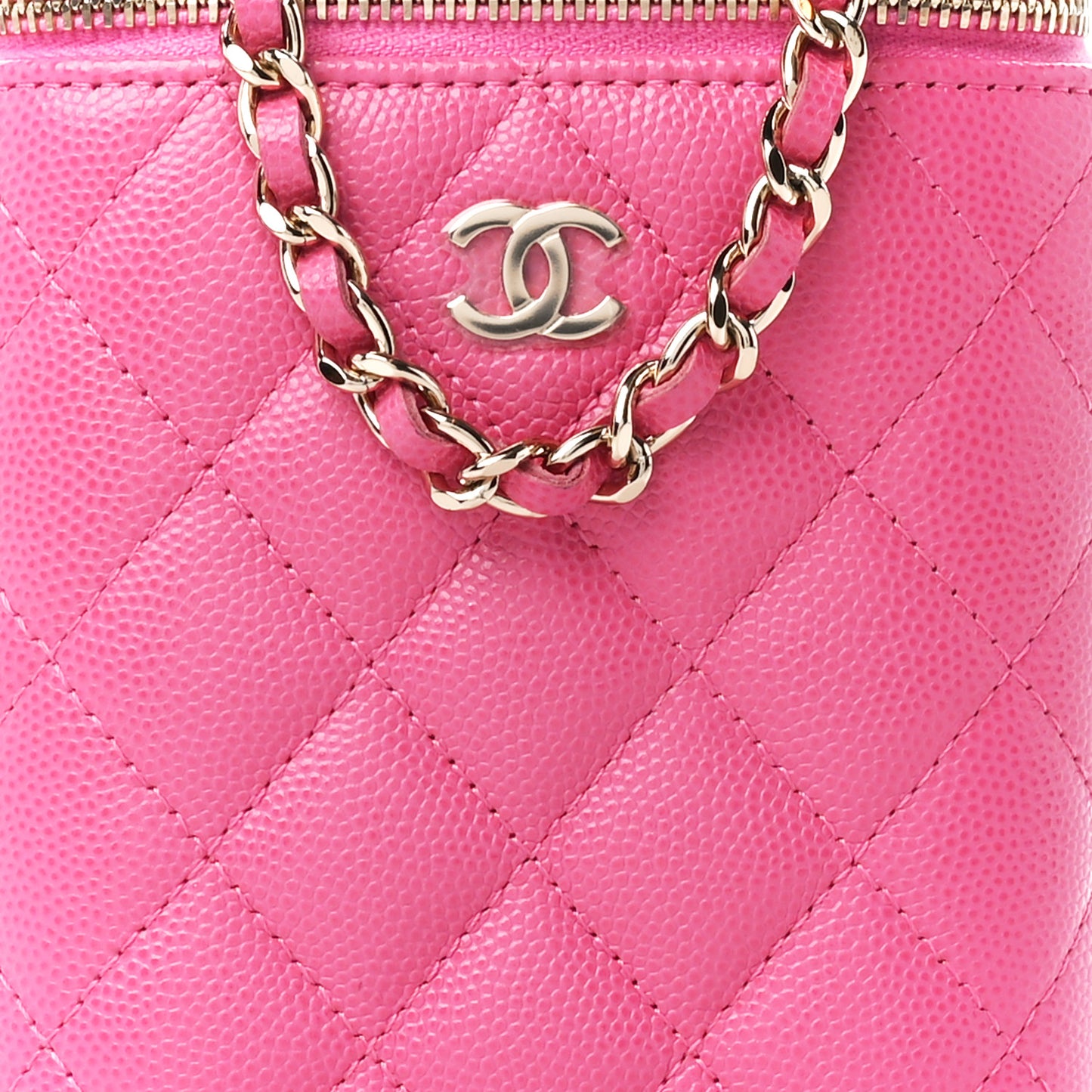 Caviar Quilted Small Vertical Coco Beauty Vanity Case With Chain Pink