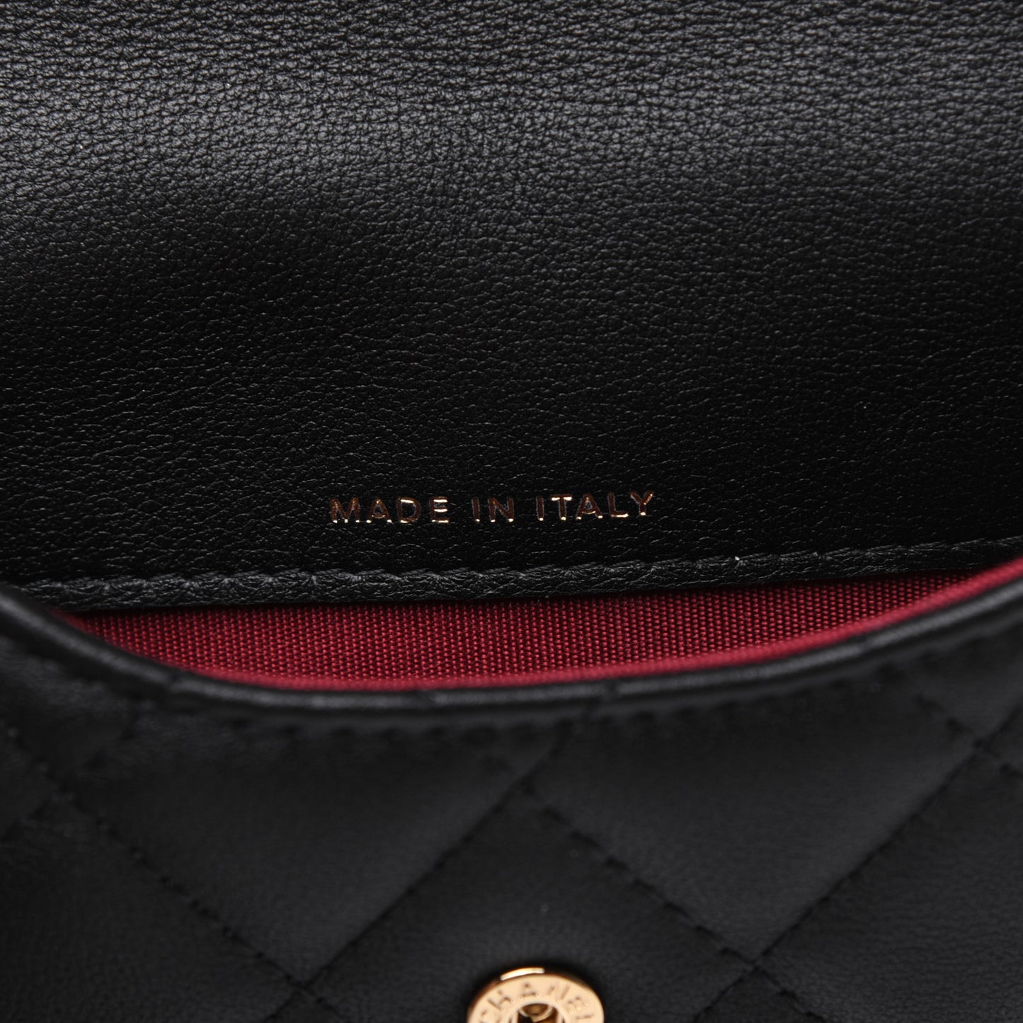 Calfskin Quilted About Pearls Card Holder Flap With Chain Black
