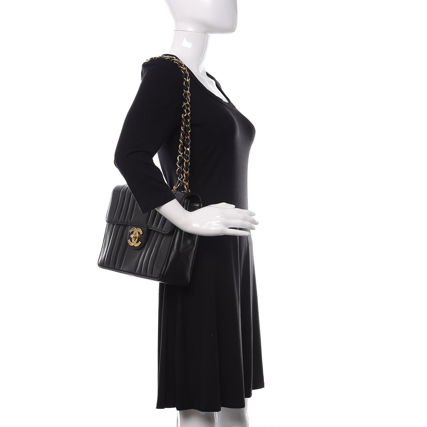Caviar Vertical Quilted Jumbo Single Flap Black
