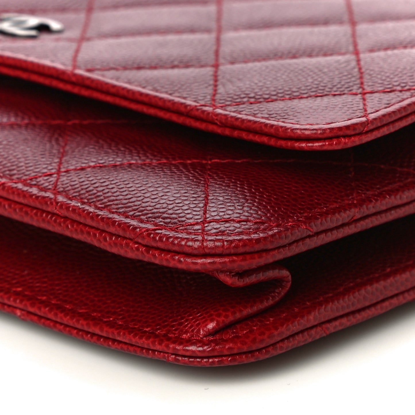 Caviar Quilted Wallet On Chain WOC Dark Red
