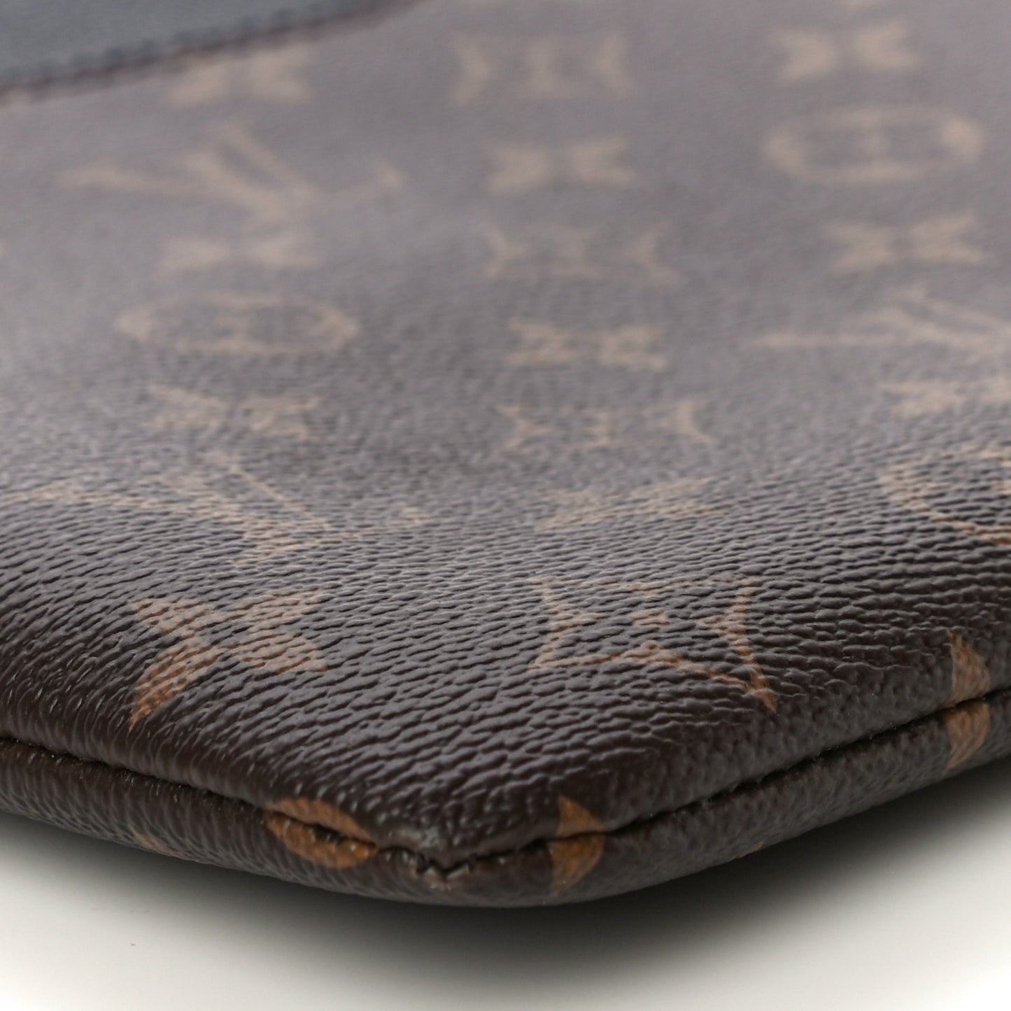 Monogram Daily Pouch Black