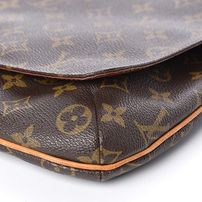 Louis Vuitton Monogram Musette Salsa 8 of 9